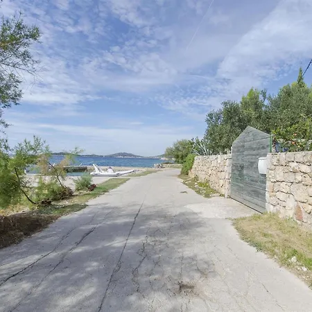 Apartment Island Memories Prvic Sepurine