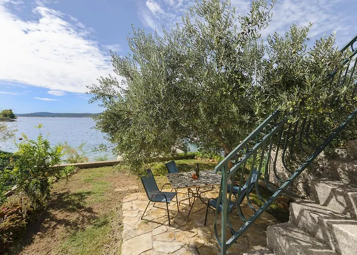 Island Memories דירה פרוויץ' שפורינה