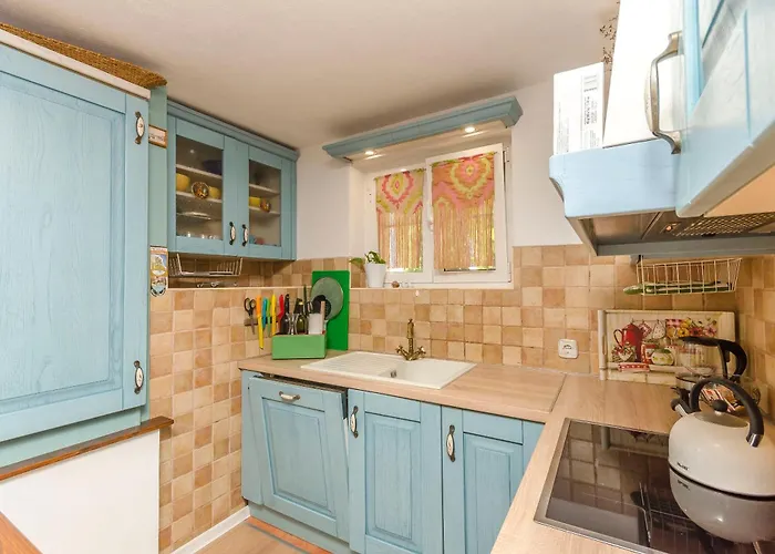 Island Memories פרוויץ' שפורינה