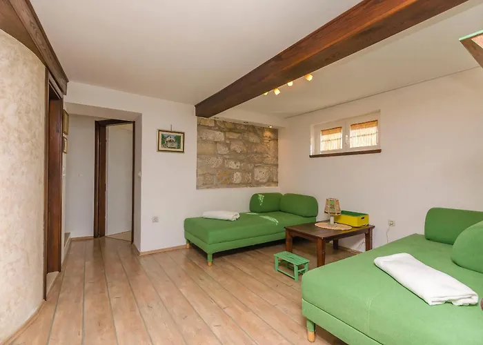 Island Memories דירה פרוויץ' שפורינה