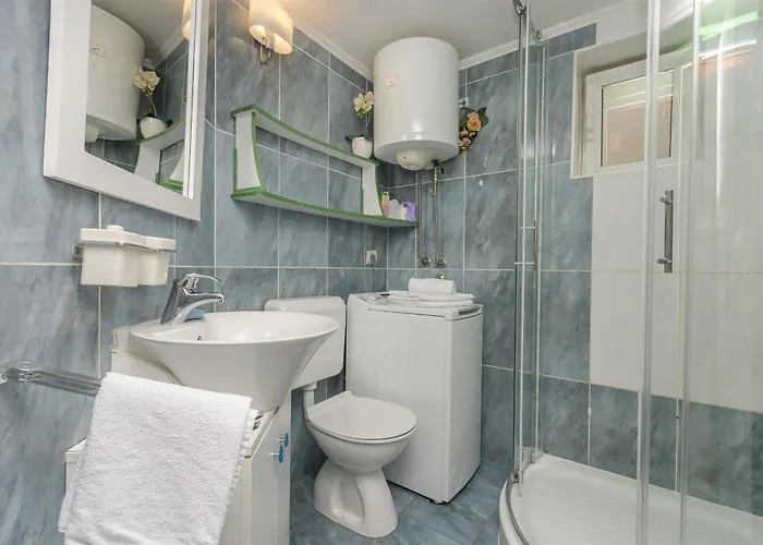 Island Memories פרוויץ' שפורינה