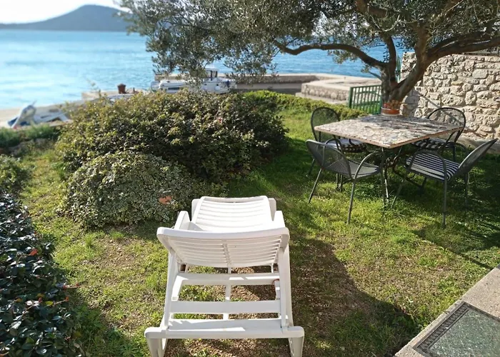 דירה Island Memories פרוויץ' שפורינה